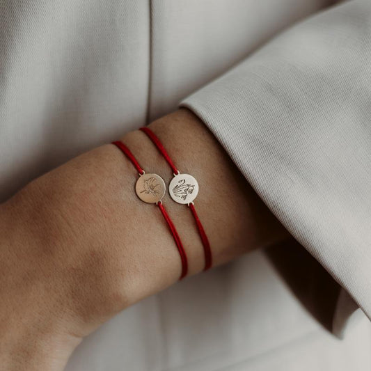 Bracciale in corda d'argento Golden BirthFlower - December Holly - Indira