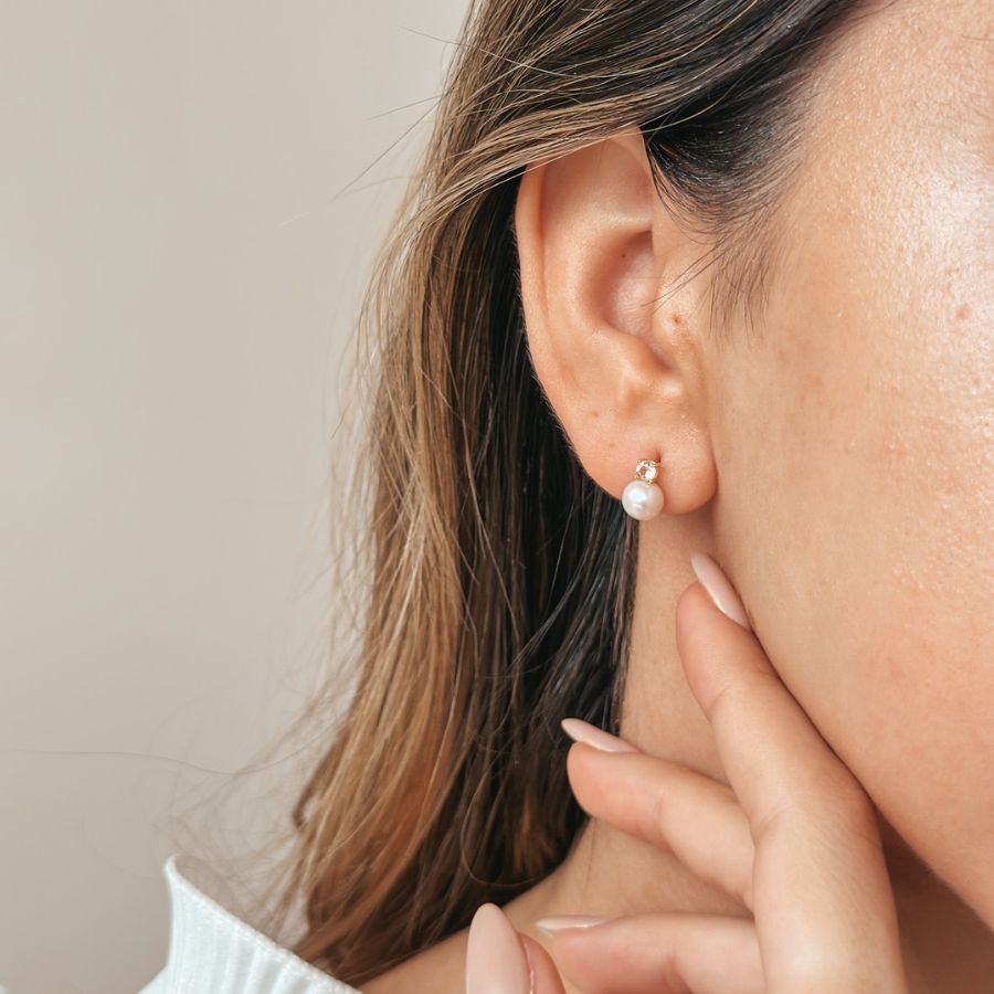 Orecchini in argento Astrid - Perla Naturale e Topazio Bianco - Indira