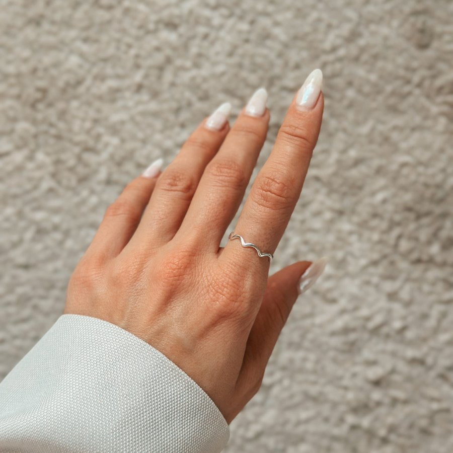 Anello in argento Curl - Indira