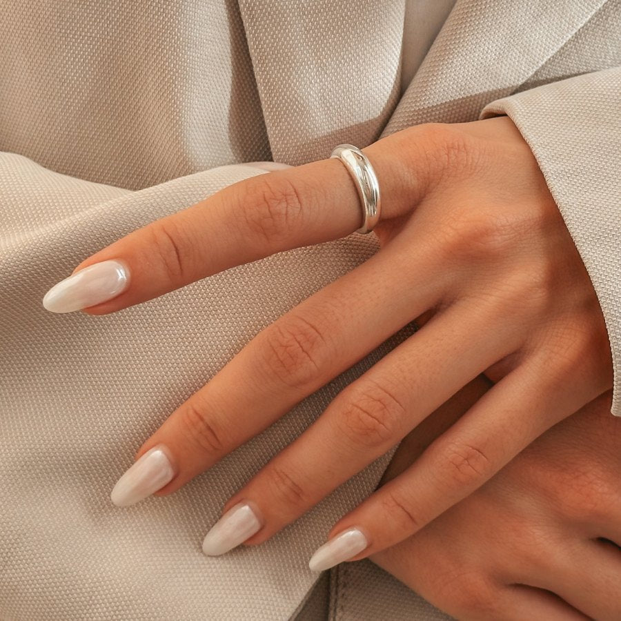 Anello in argento Thin Dome - Indira