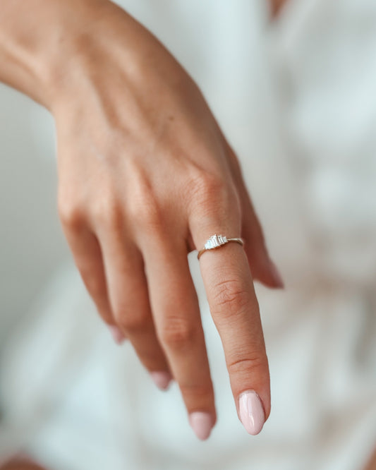 Anello in oro giallo Mira – Diamanti - Indira