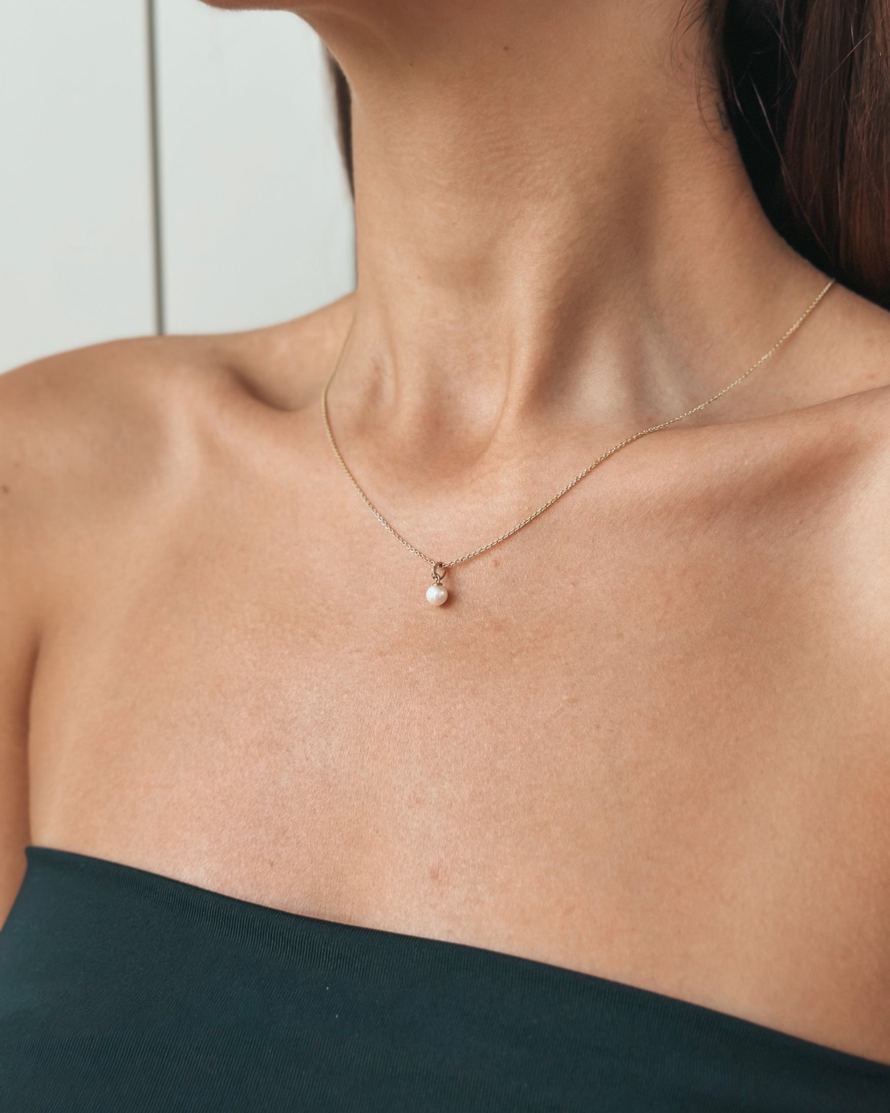Pendente in oro giallo Aveline – Perla naturale e diamanti - Indira