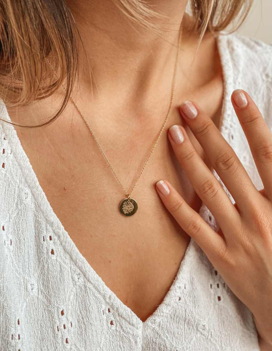Collana in argento Birth Flower Golden - April Daisy - Indira