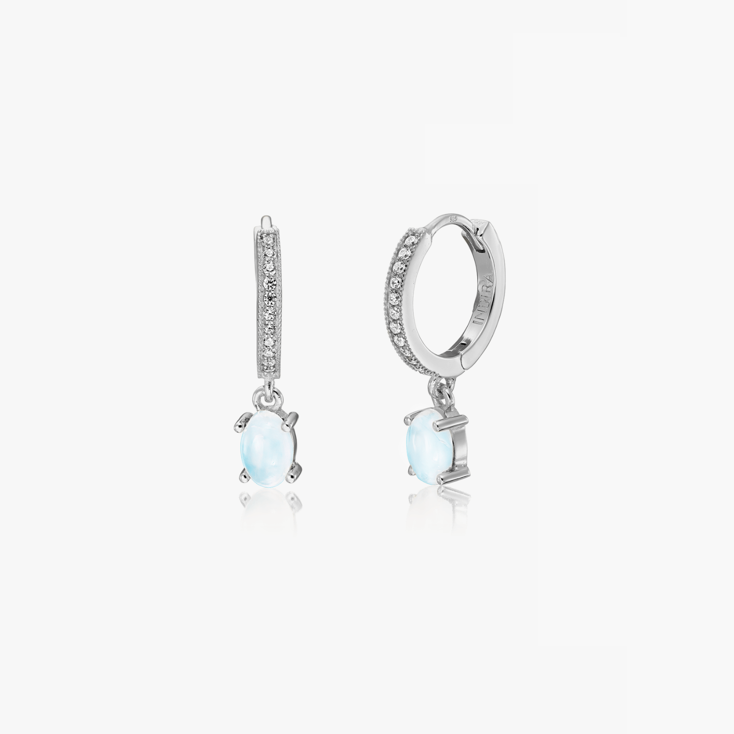 Orecchini in Argento Gem Huggies - Pietra di Luna - Indira