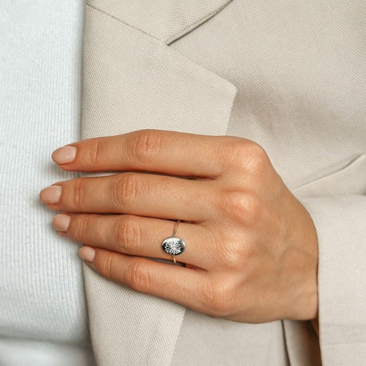Anello in argento Birth Flower - Margherita di Aprile - Indira