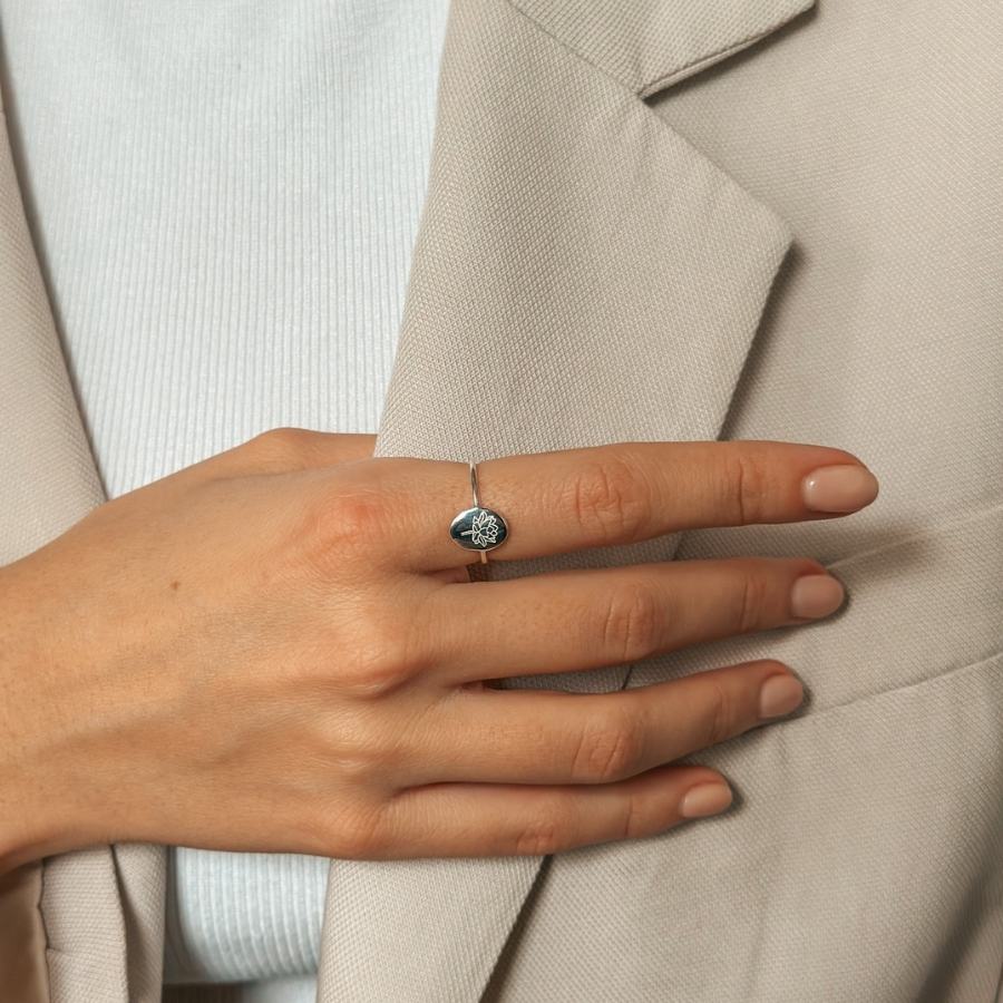 Anello in argento Birth Flower - July Lotus - Indira