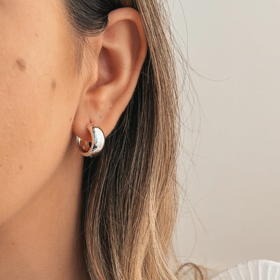 Orecchini in argento Bold Maxi Hoops - Indira