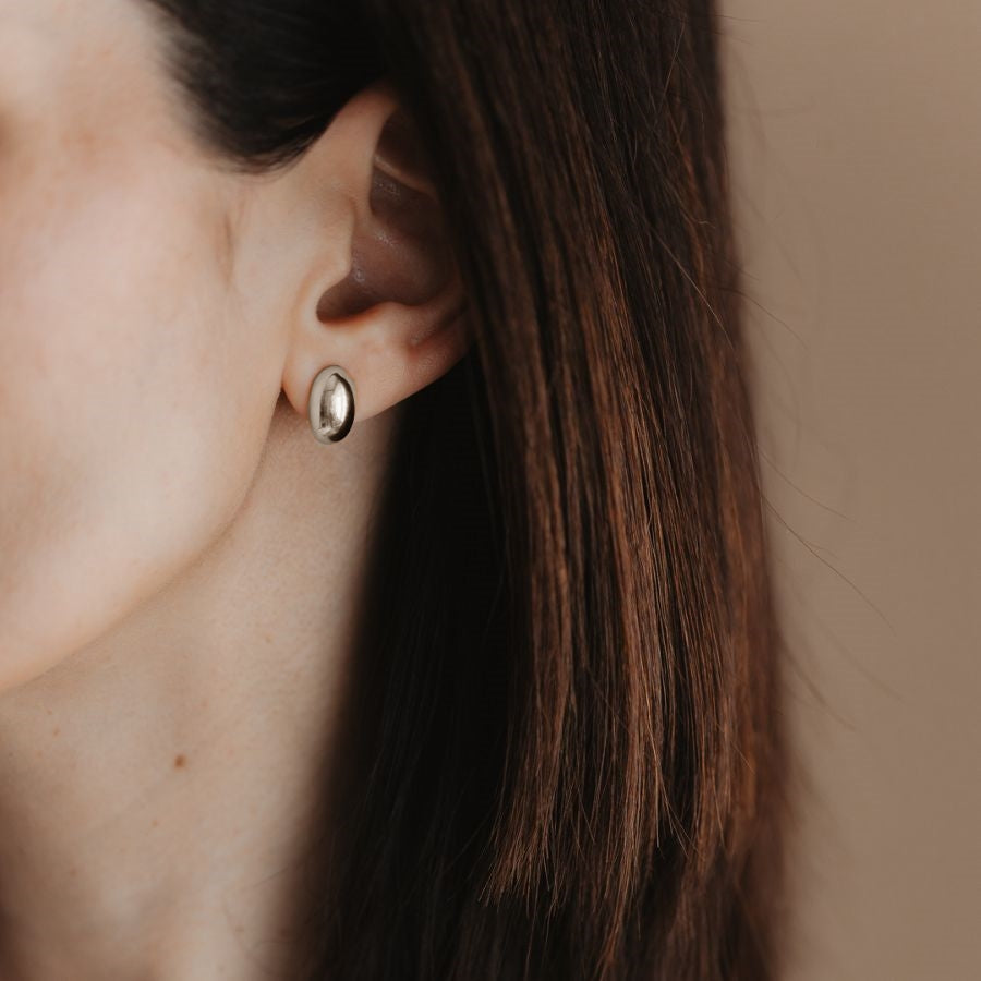 Orecchini in argento Half Dome - Indira