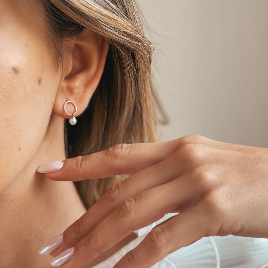 Orecchini in oro Mini Studs - Perle naturali - Indira