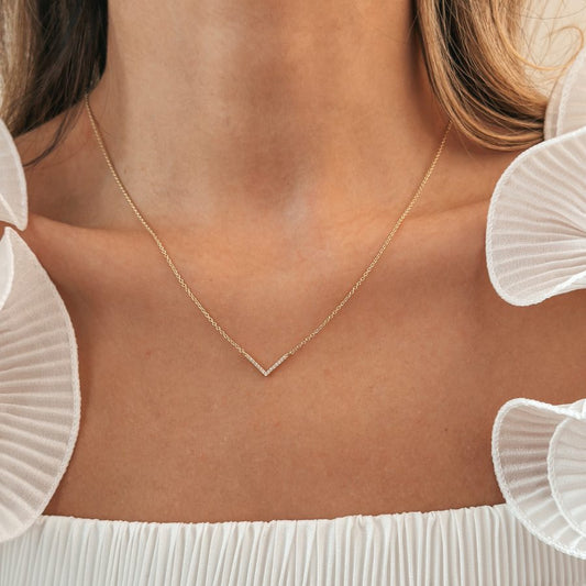 Collana in argento Golden V Neck - Zirconia - Indira