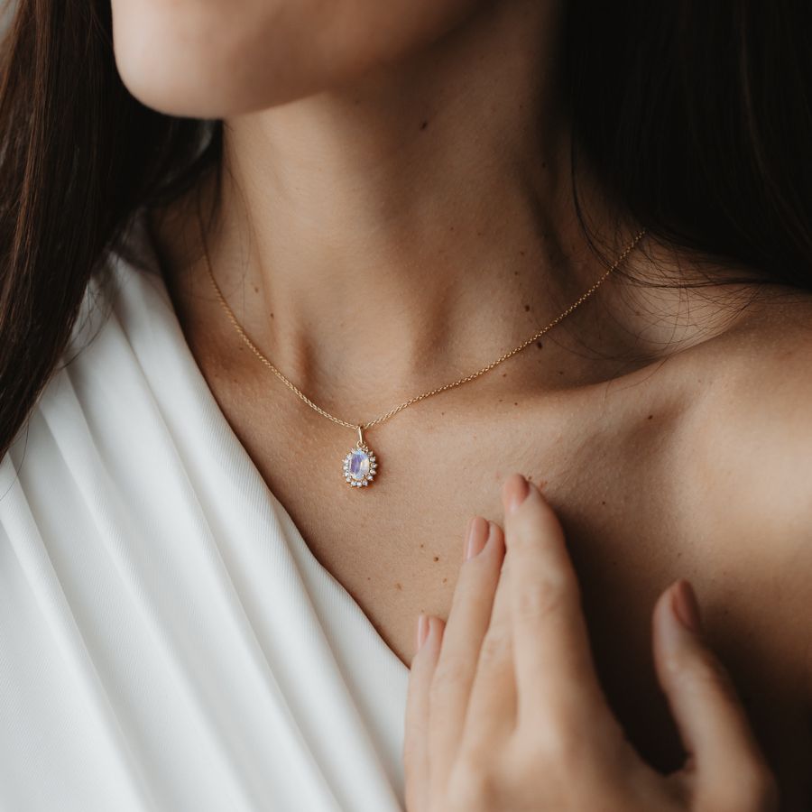 Collana in argento Golden Virtue - Pietra di Luna - Indira