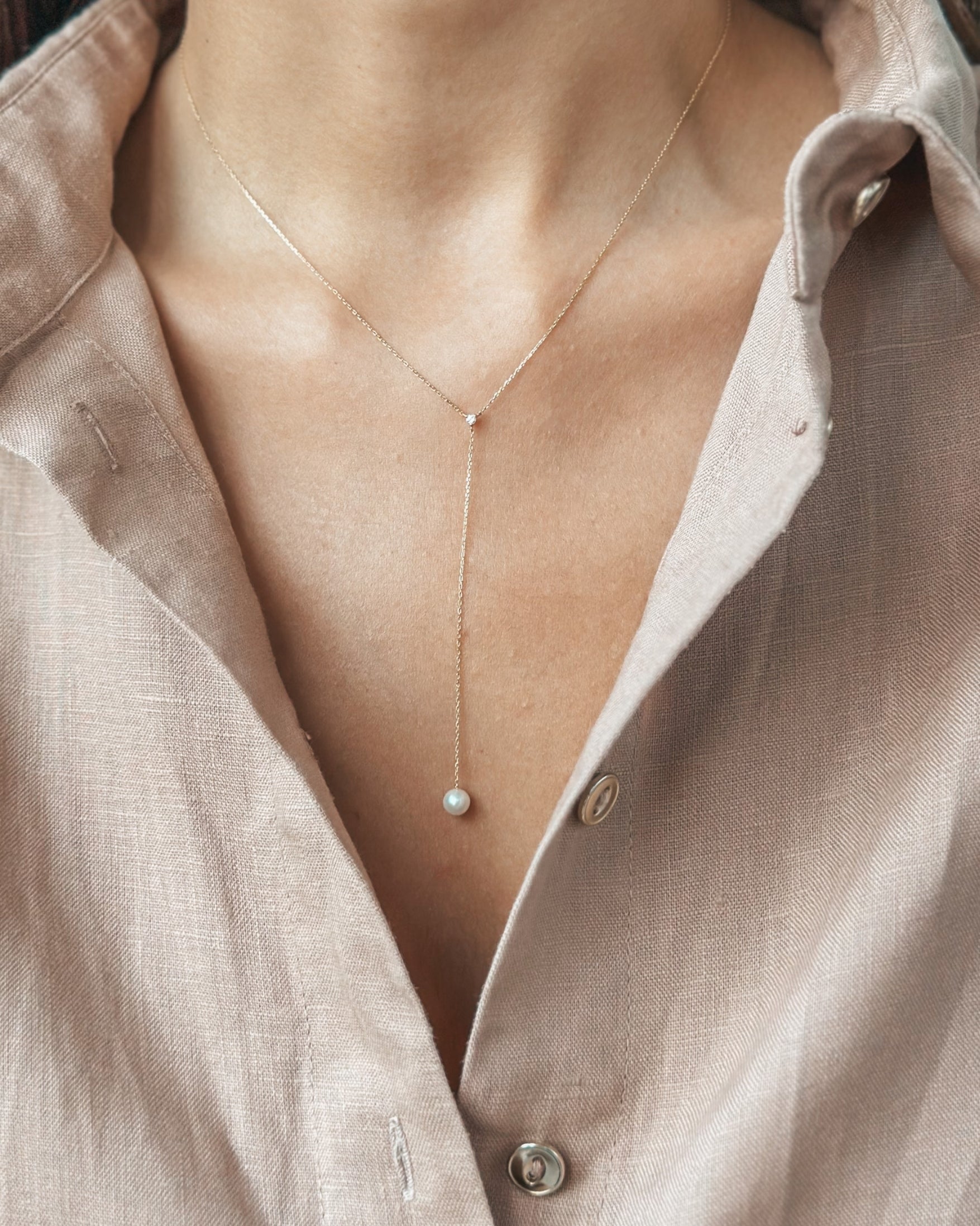 Collana in oro giallo Yara - Perle Naturali, Diamanti - Indira