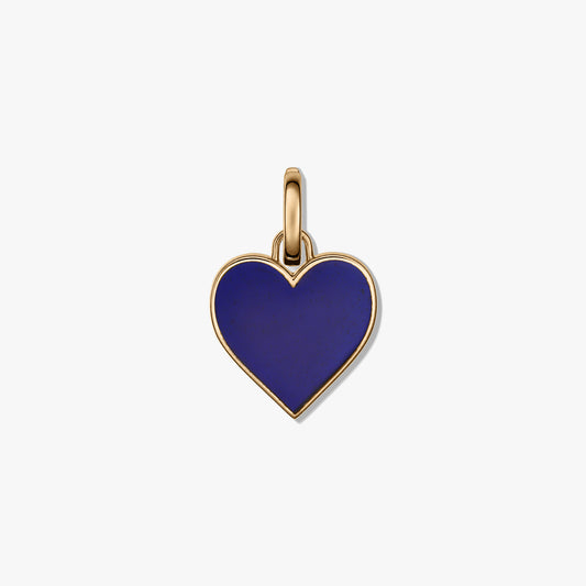 Pendente a forma di cuore blu in argento con bordo dorato, centrato su sfondo bianco.