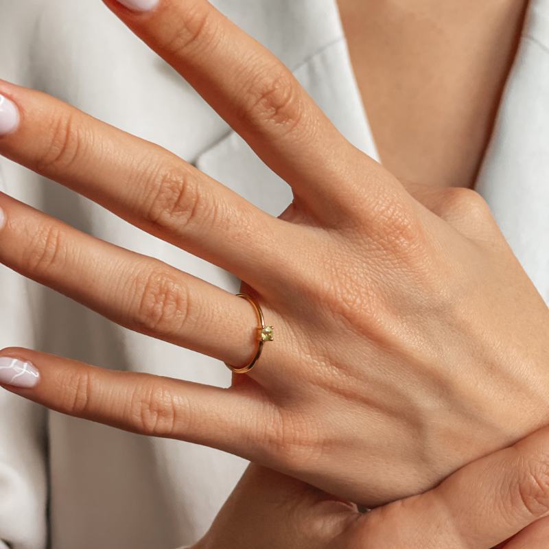 Anello in argento Birthstone Golden August - Peridoto - Indira