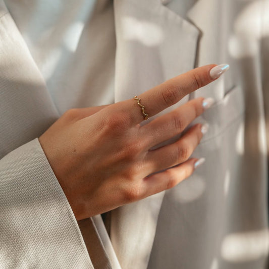 Anello in argento Golden Curl - Indira
