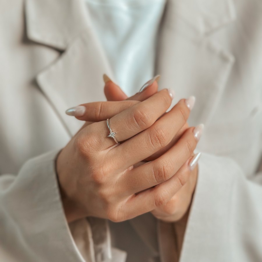 Anello in argento Hera - Zirconio - Indira