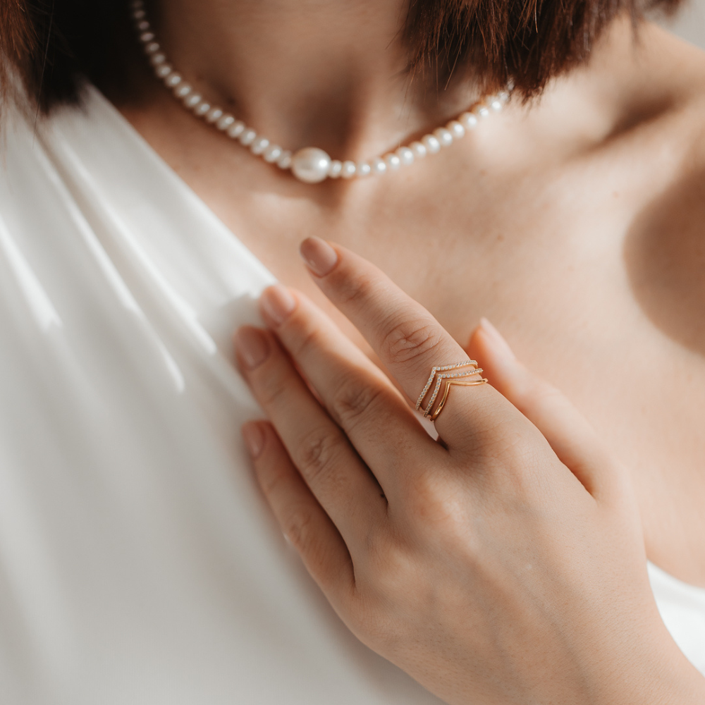 Anello in argento Golden Simple V - Zirconia - Indira