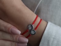 Bracciale con cordoncino in oro bianco Birthflower - Narciso di marzo