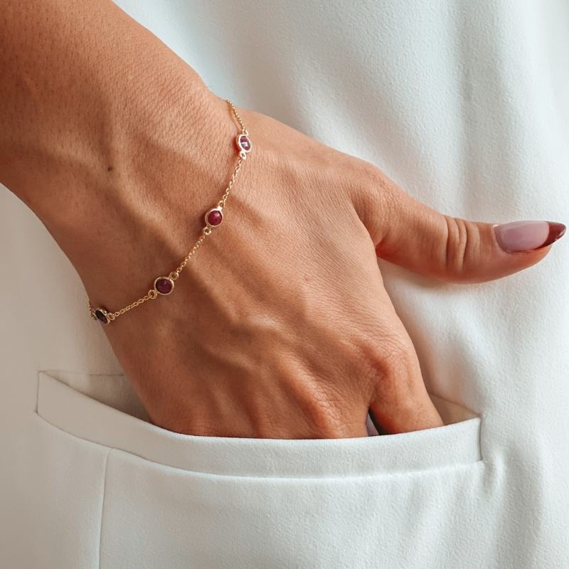 Bracciale in argento Birthstone Golden July - Rubino - Indira
