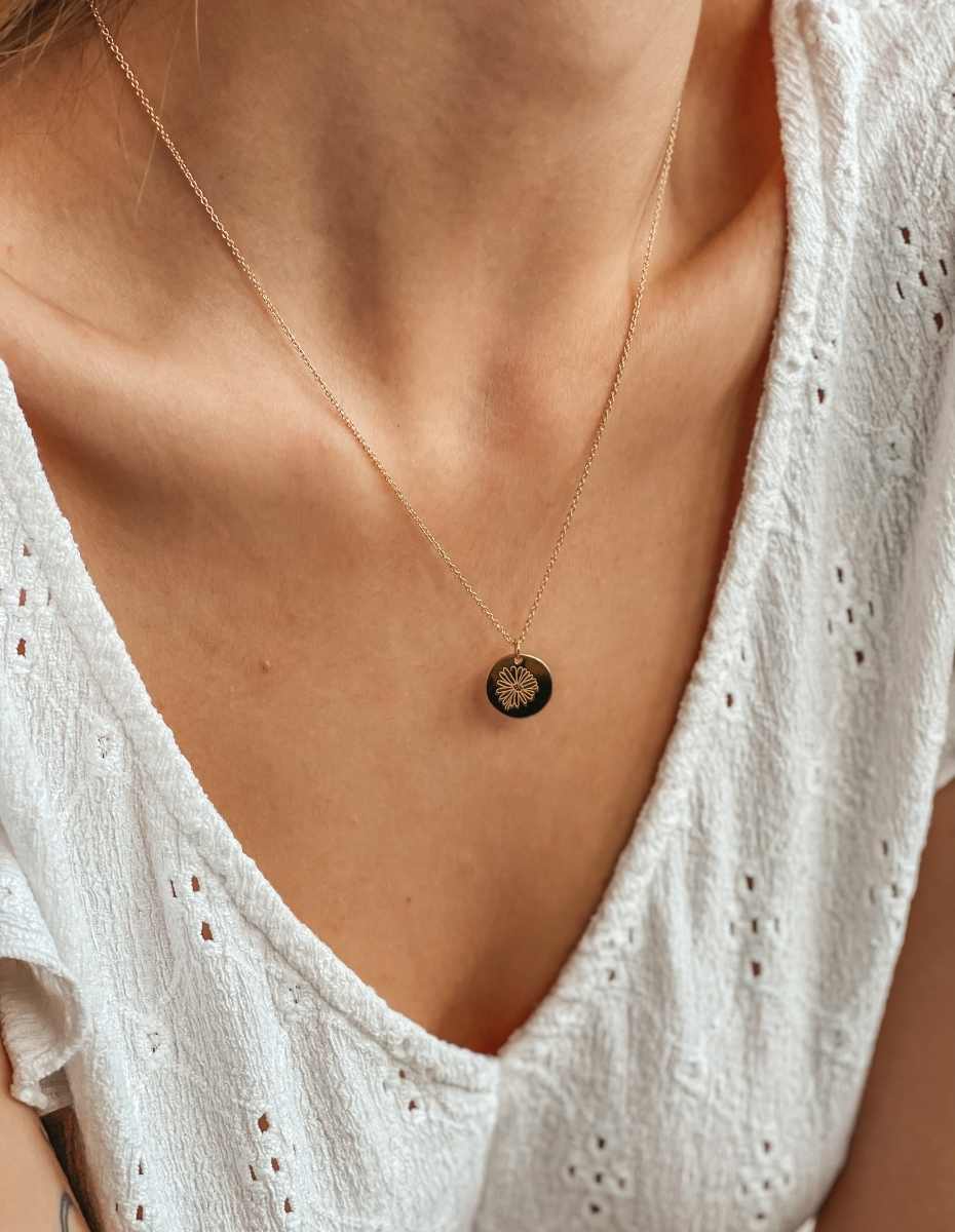 Collana in argento Birth Flower Golden - April Daisy - Indira