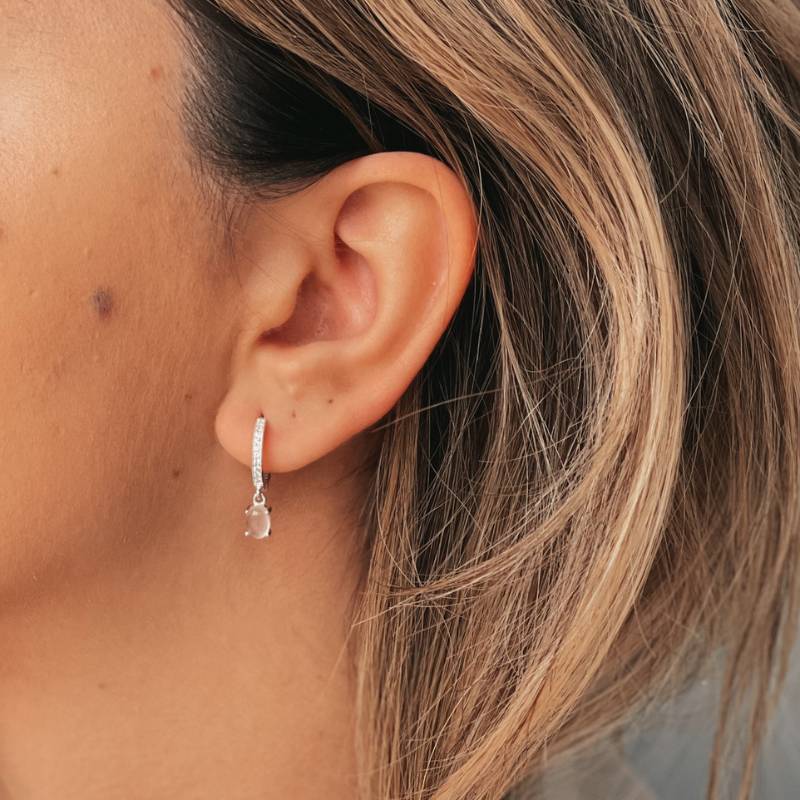 Orecchini in Argento Gem Huggies - Quarzo Rosa - Indira