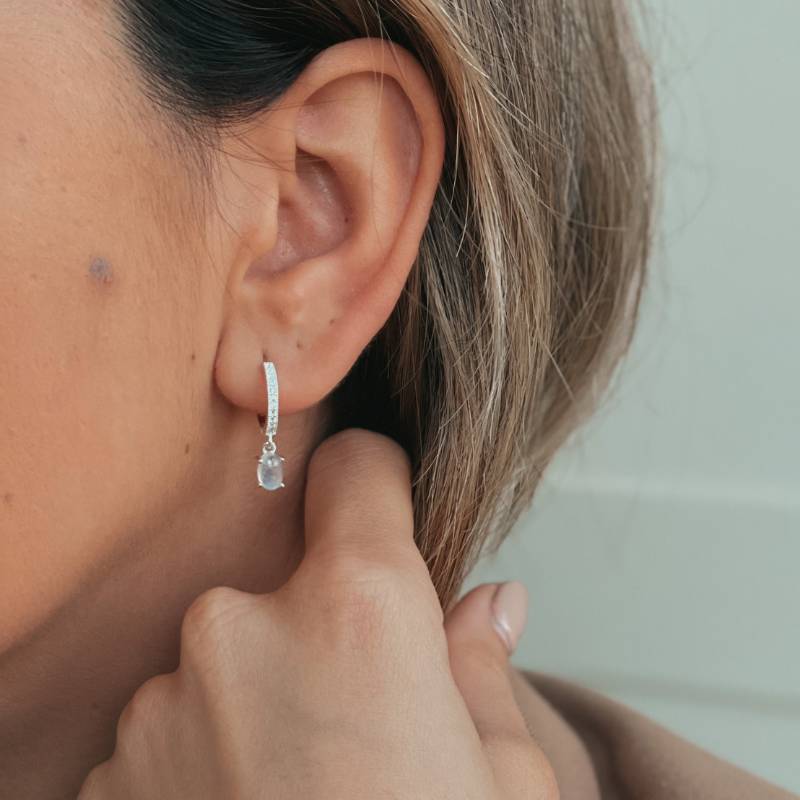 Orecchini in Argento Gem Huggies - Pietra di Luna - Indira