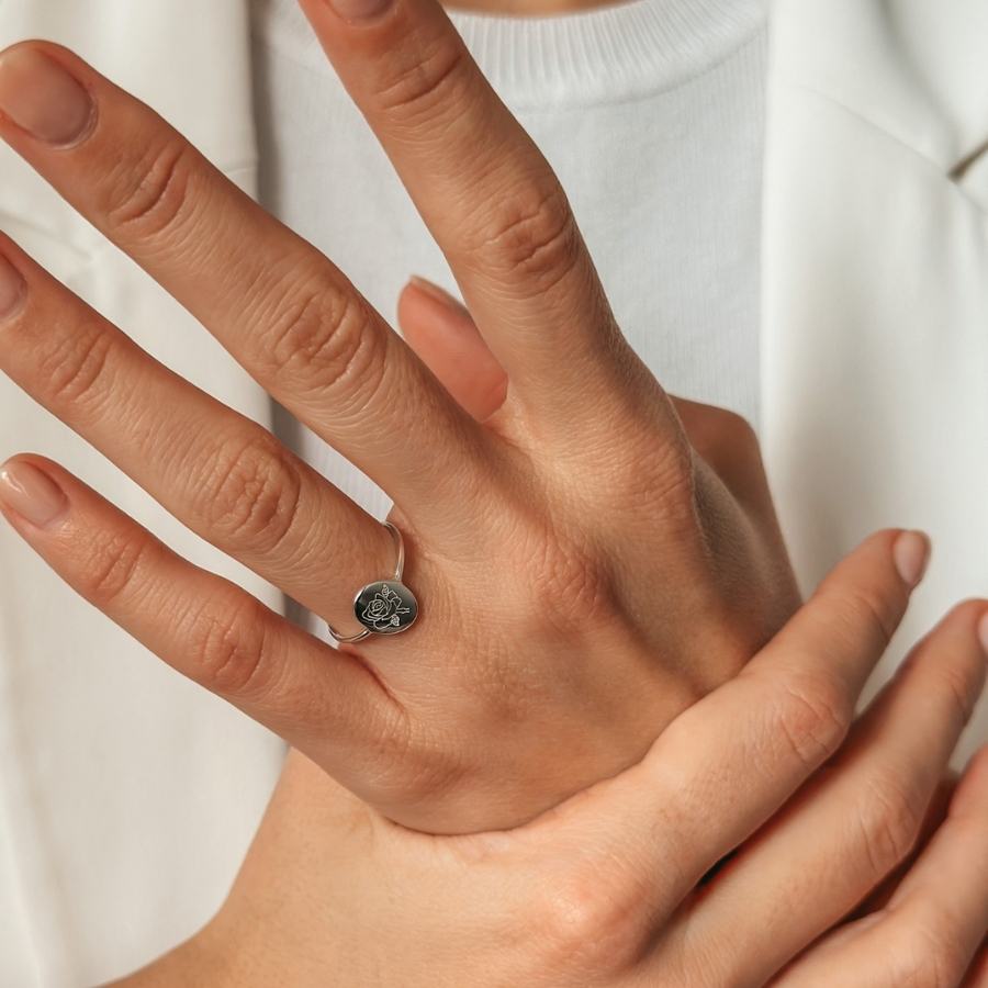 Anello d'argento Birth Flower - Rose di Giugno - Indira