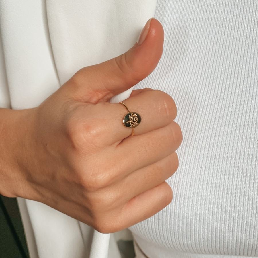 Anello in argento Birth Flower Golden - July Lotus - Indira