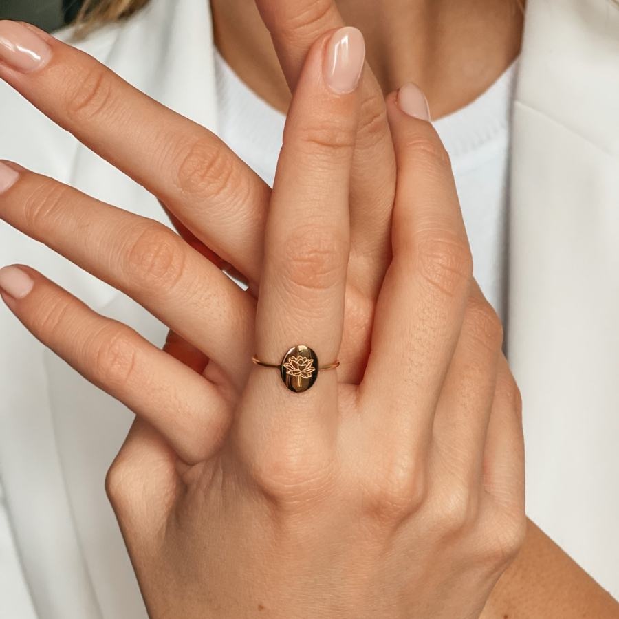Anello in argento Birth Flower Golden - July Lotus - Indira