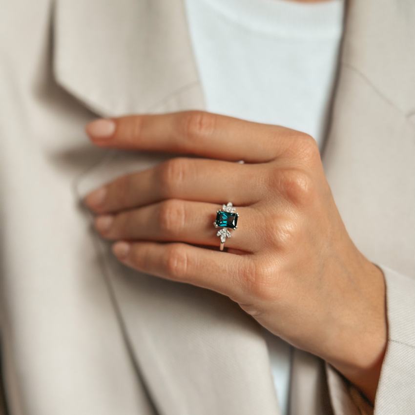 Anello in argento Faerie - London Blue Topaz - Indira