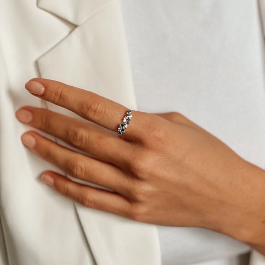 Anello in oro White Verdure - Topazio Blu London - Indira