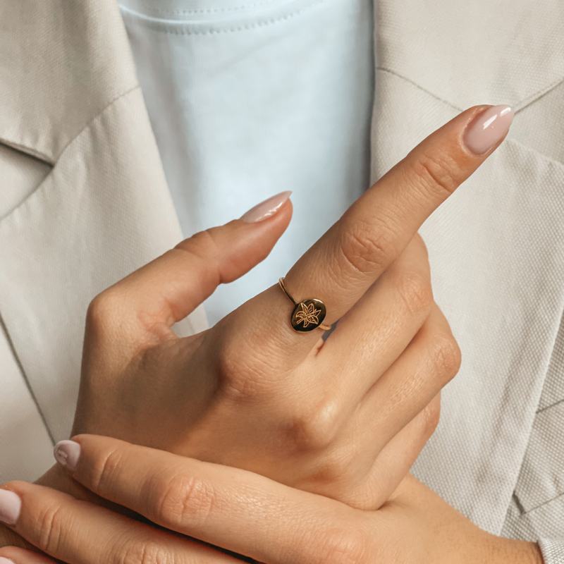 Anello in argento Birth Flower Golden - May Lilly - Indira