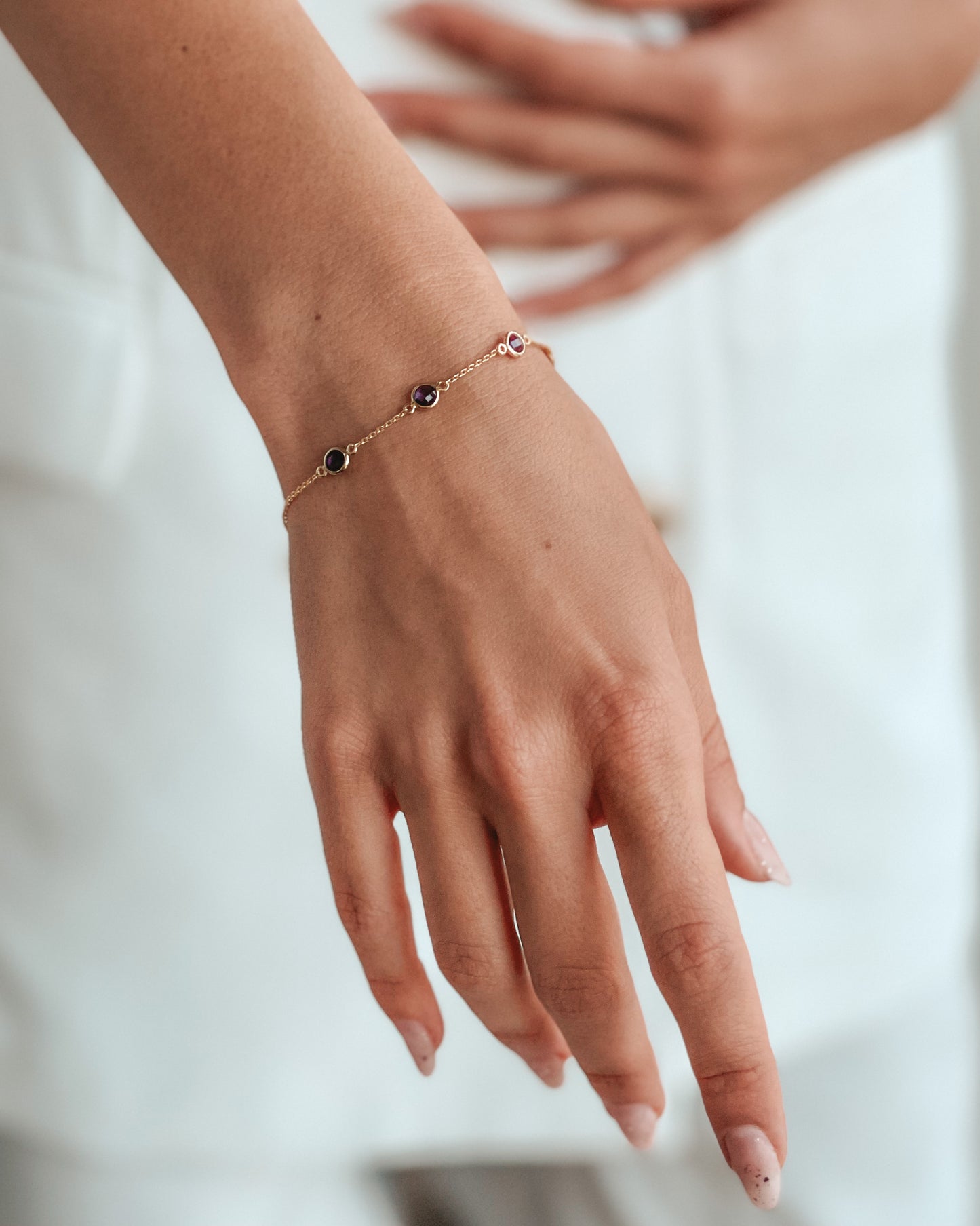 Bracciale in argento Birthstone Golden Febbraio - Ametista - Indira