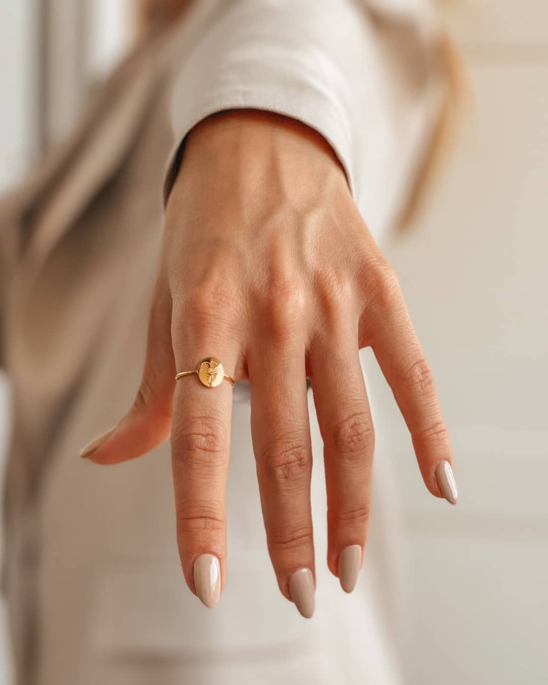 Anello in argento Birth Flower Golden - Agosto Poppy - Indira
